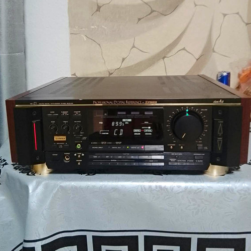 Fisher stereo receiver - stereo,